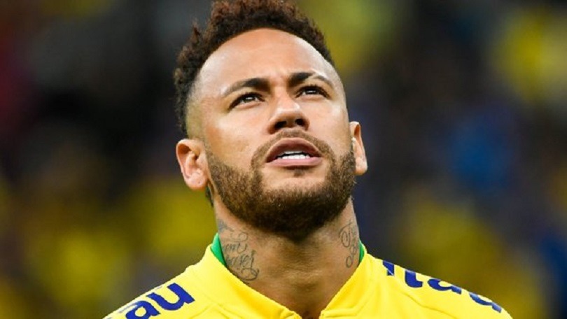 Neymar avait prévenu ses coéquipiers de son envie de départ et ne veut pas faire la pré-saison avec le PSG, selon UOL Esporte