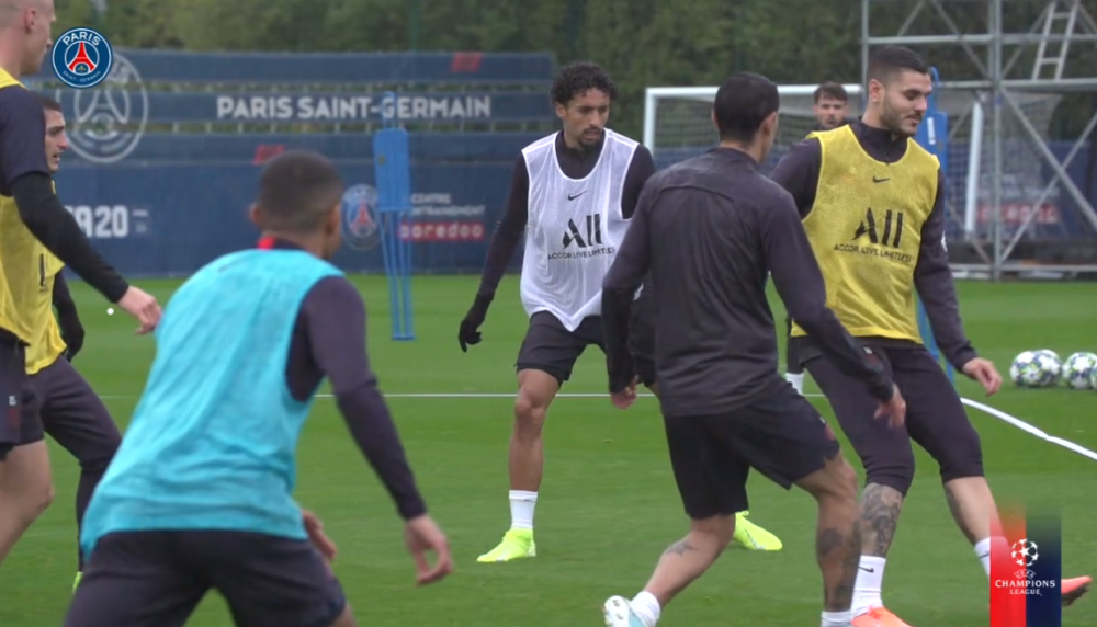 Les images du PSG ce dimanche : amour de Paris, bizutage de Navas et entraînement