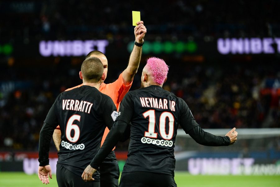 Neymar très en colère contre l'arbitrage durant PSG/Montpellier « Parle français&mon cul »