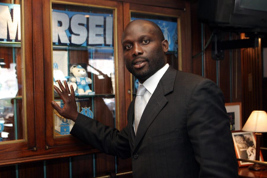 Anciens - George Weah a fait une chanson pour « combattre » le coronavirus