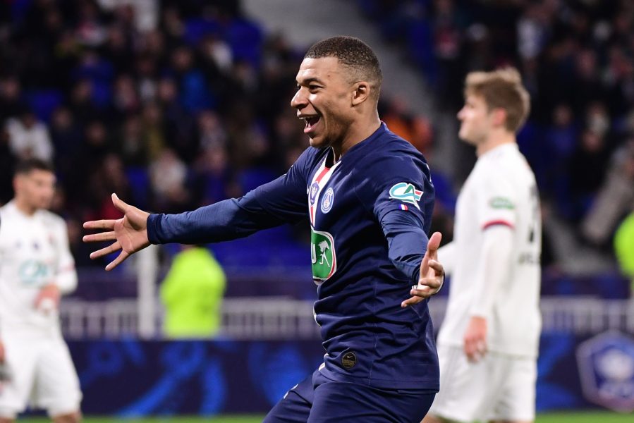 Mbappé vaudrait presque 300 millions d'euros avec une prolongation de contrat, selon le CIES
