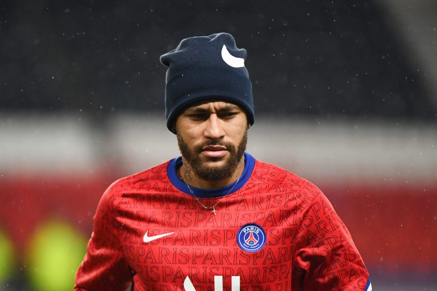 Goldstein tacle Neymar, « aucun top club anglais n'accepterait d'échanger leur ailier titulaire »