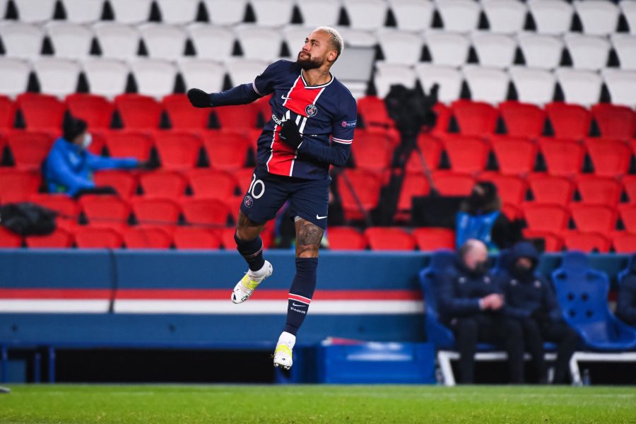 Neymar est clair Je suis très heureux&L'idée de partir ne me passe pas par la tête