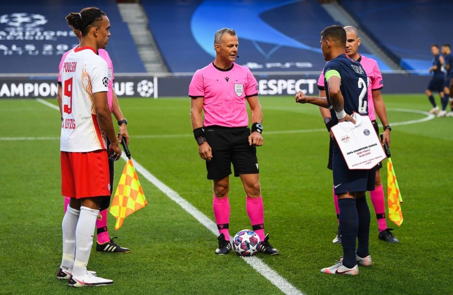 Barça/PSG - Kuipers arbitre de la rencontre, peu de cartons et souvenirs divers