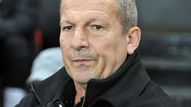 Courbis trouve un nouveau "problème" à Blanc  