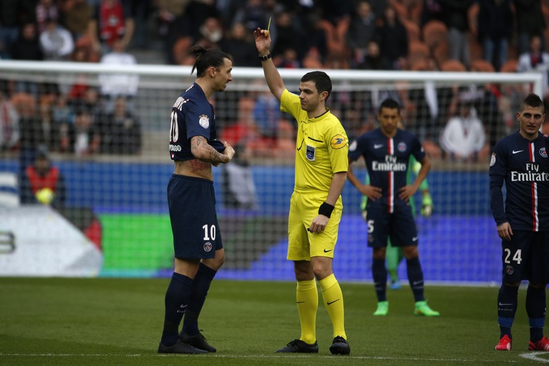 Ligue 1 - Garibian "Il n'y a pas de cartonite chez les arbitres"