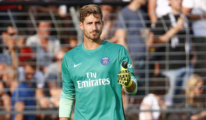 Entraînement particulier avec des lunettes spéciales pour les gardiens du PSG