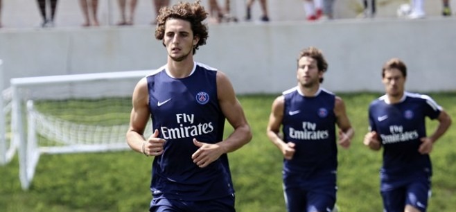 Blanc: Rabiot "vous allez le voir", c'est compliqué avec "6 joueurs pour 3 postes"