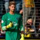 Kevin Trapp "presque obligé de gagner ces titres, mais ce n'est pas facile"