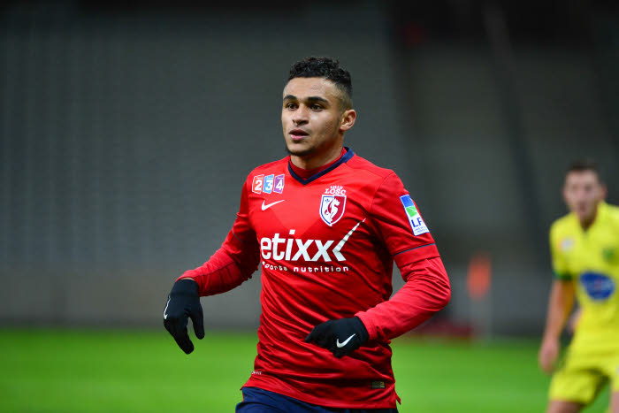 Mercato – Le dossier Boufal mis en attente par le PSG en attendant Emery, selon La Voix des Sports