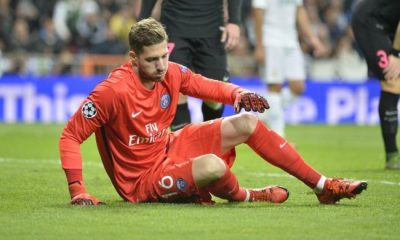 Kevin Trapp sort à la mi-temps d'EAG / PSG à cause d'un coup