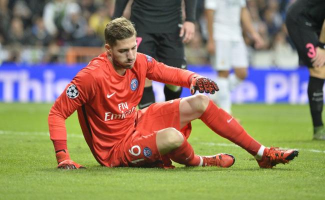 Kevin Trapp sort à la mi-temps d'EAG / PSG à cause d'un coup