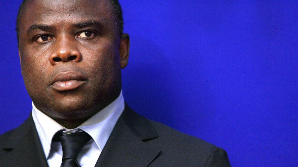 Ligue 1 - B. Boli évoque le chantier qui attend l'OM: "Regardez le PSG. Ils ont des partenaires partout"