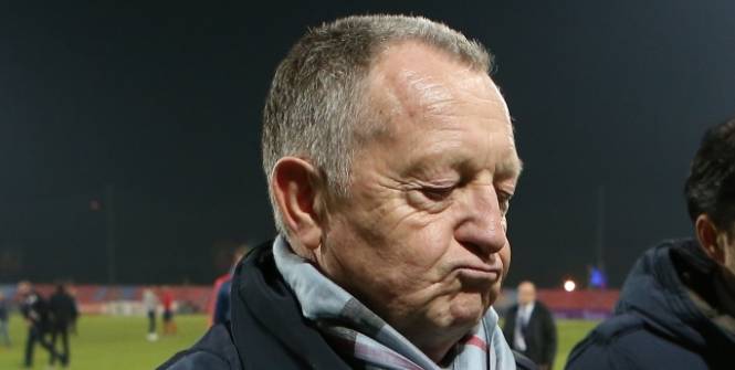 Aulas affirme que le PSG "reste favori pour le titre" et explique pourquoi il ne le critique plus