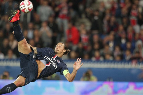 Zlatan Ibrahimovic retourné acrobatique PSG