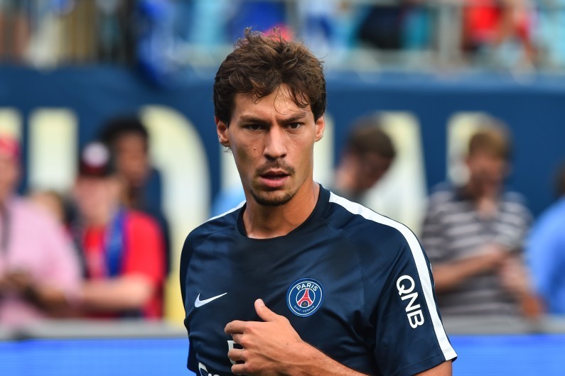 Benjamin Stambouli est à Gelsenkirchen, son transfert sera officialisé demain matin