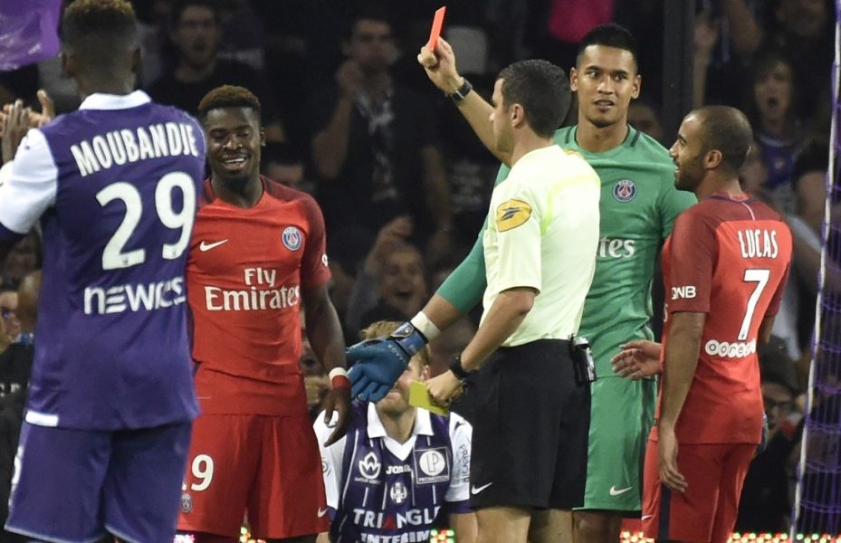 Carton rouge Serge Aurier Toulouse-PSG