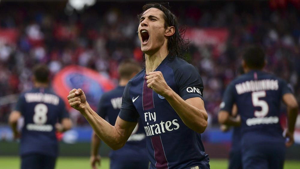 Cavani "J'adore Paris, j'adore être ici...je veux gagner des choses importantes avec Paris"