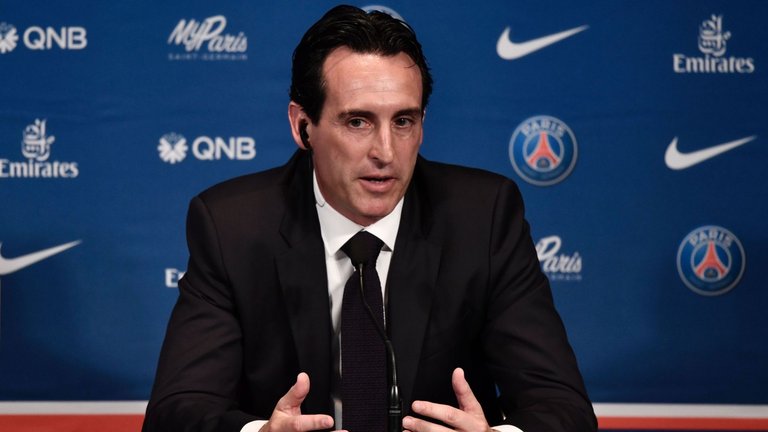 PSG/Barça - Unai Emery et Edinson Cavani en conférence de presse à 12h30