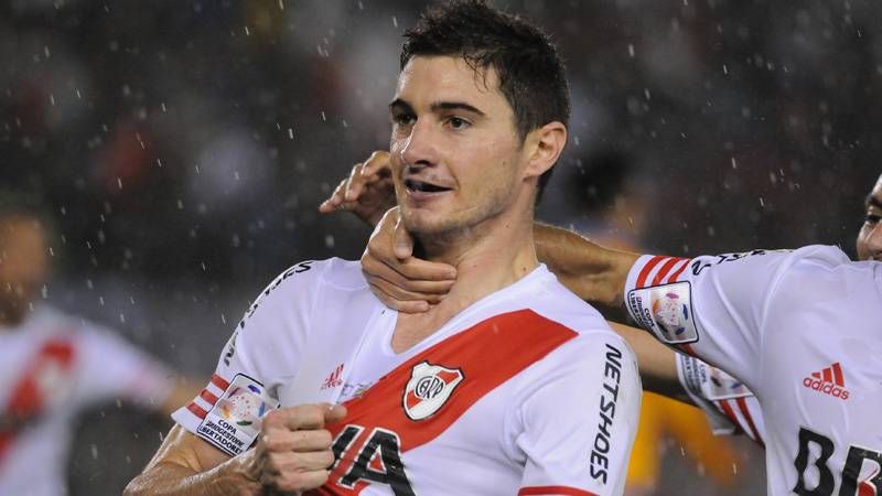 Alario n'a pas le profil recherché par le PSG, qui peine à trouver le buteur qu'il veut