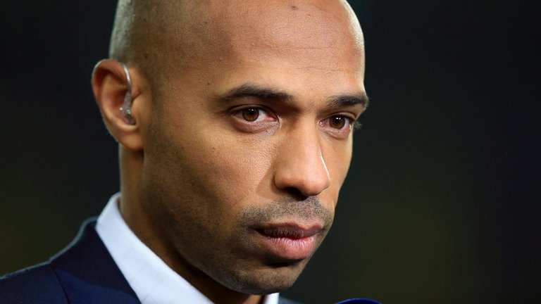 Thierry Henry tire son chapeau au projet du PSG, il y a une vision