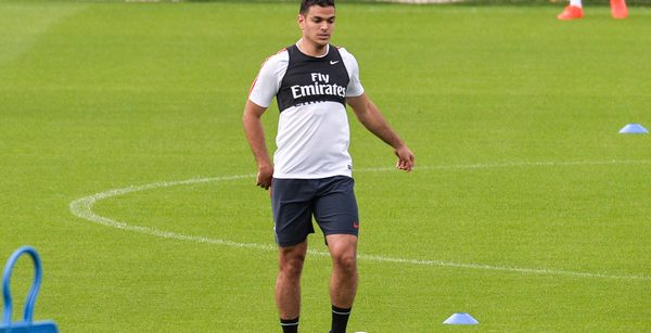 Ben Arfa a juste voulu répondre à tous les messages...on lui a coupé les jambes à Barcelone