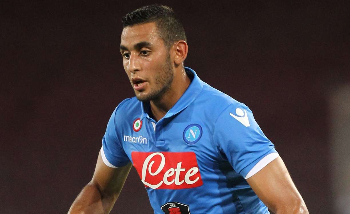 Faouzi Ghoulam, annoncé dans le viseur du PSG, ne s'approche pas d'une prolongation à Naples