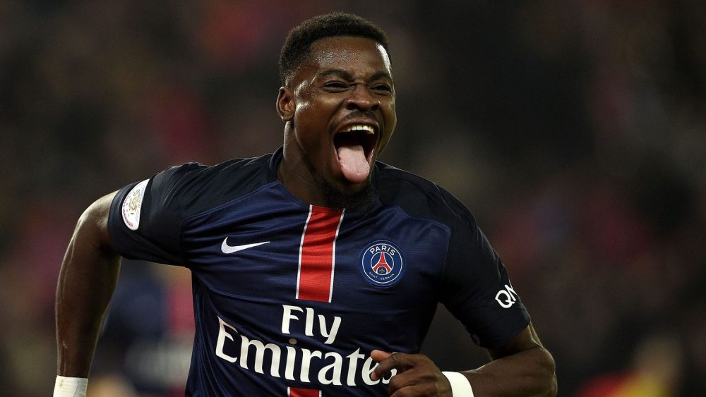 Serge Aurier fait comprendre qu'il aime le PSG sur Twitter