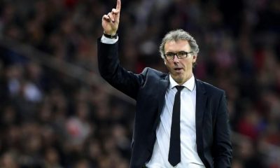 Anciens - Laurent Blanc en discussion avec le FC Barcelone, selon Catalunya Radio  