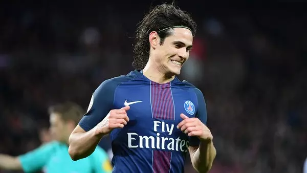 Edinson Cavani dévoile ses 2 grands modèles