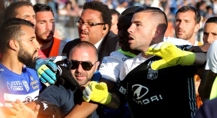 Ligue 1 - Bastia sanctionné par la LFP pour les incidents contre l'OL, espace visiteurs fermé lors PSGBastia