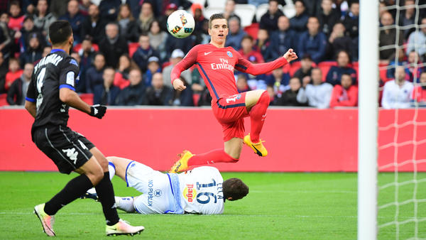 Lo Celso revient sur le but et espère qu'il lui sera attribué, car Marquinhos a déjà marqué