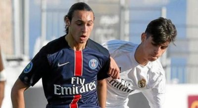 Azzedine Toufiqui aurait refusé l'offre de contrat du PSG et se dirigerait vers un départ