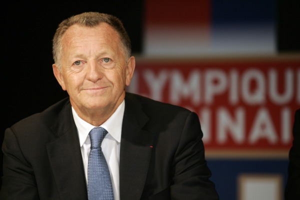 Jean-Michel Aulas invite le PSG à recruter Alexandre Lacazette