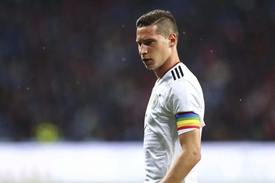 Julian Draxler capitaine de l'Allemagne pendant la Coupe des Confédérations.jpg