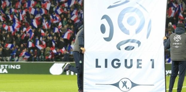 Des matchs de Ligue 1 à 13h le dimanche la saison prochaine