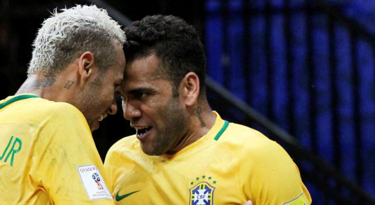 Mercato - Dani Alves : Neymar « le monde appartient aux courageux »