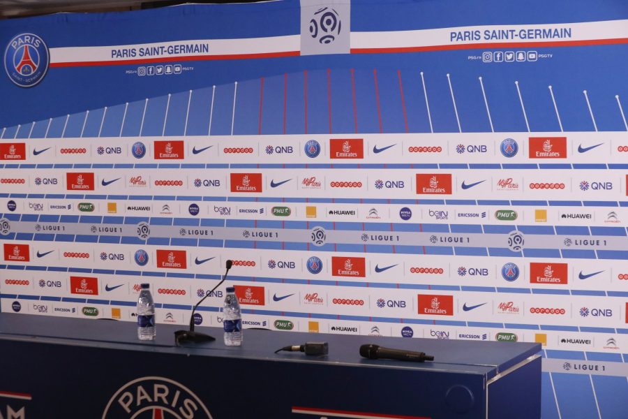 Le PSG annonce la conférence de presse à 16h et joue avec l'impatience des supporters