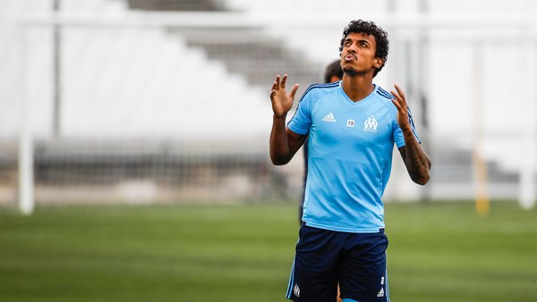 Luiz Gustavo Neymar Il n'y aura pas d'amitié le soir du Classique