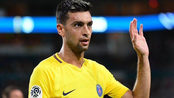 Le PSG envoie Pastore en Chine pour se soigner, alors qu'il voulait rester à Paris