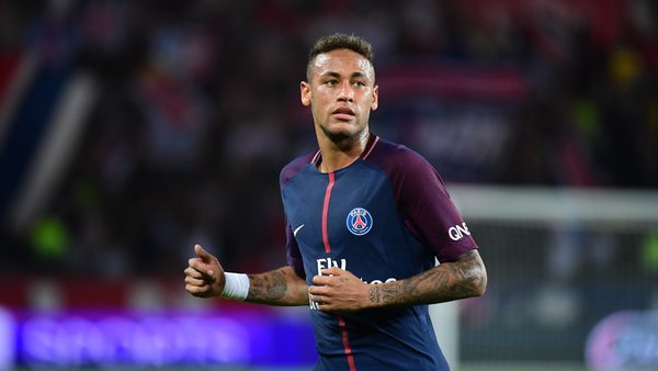 Le Parisien On peut s’appeler Neymar Junior sans pour autant perdre de vue le respect de ses partenaires