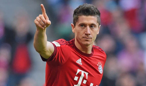 Lewandowski Le PSG a construit une équipe de classe mondiale et l'UEFA doit faire attention