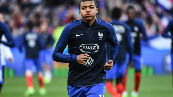 Ménès Ceux qui disent que Mbappé est surfait ne se rendent pas compte du talent de ce garçon