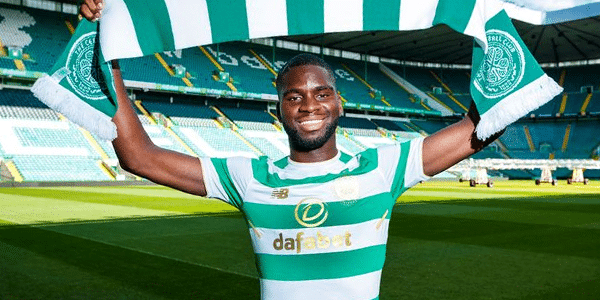 Odsonne Edouard "applaudi" par tous après son premier match avec le Celtic  