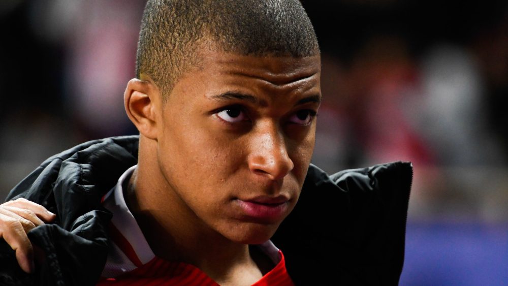 Kylian Mbappé surpayé par le PSG selon le CIES