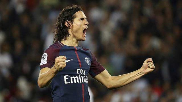 Edinson Cavani a décidé d'enseigner "humilité" à ses coéquipiers au PSG après la remontada