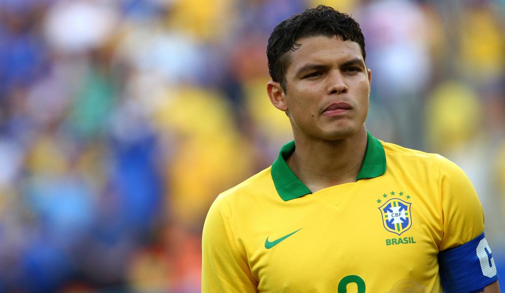 La femme de Thiago Silva indique qu'il sera bientôt sur les terrains