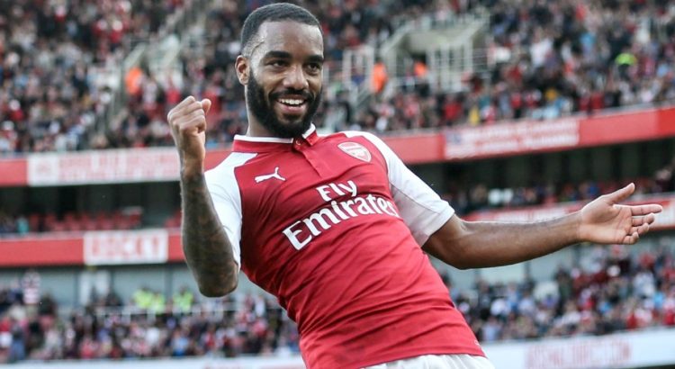 Lacazette On a discuté avec le PSG, mais ce n'était pas là où je voulais aller