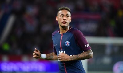 Le PSG versera une prime de 3 millions d'euros à Neymar s'il remporte le Ballon d'Or, selon Le Parisien