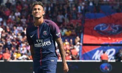 Neymar voulait vraiment aller au PSG...pour le Ballon d'Or, il serait resté au Barça, confie son père